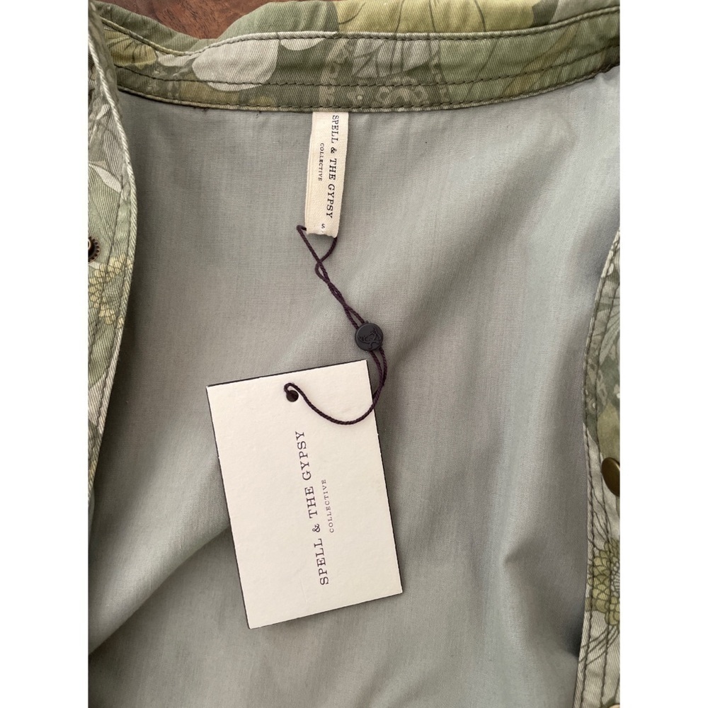 NWT Spell & The Gypsy Eden Camo Embroidered floral Patches Jacket S - Picture 4 of 16